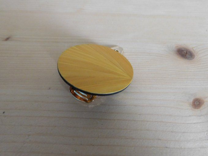 Barrette en marqueterie de paille.