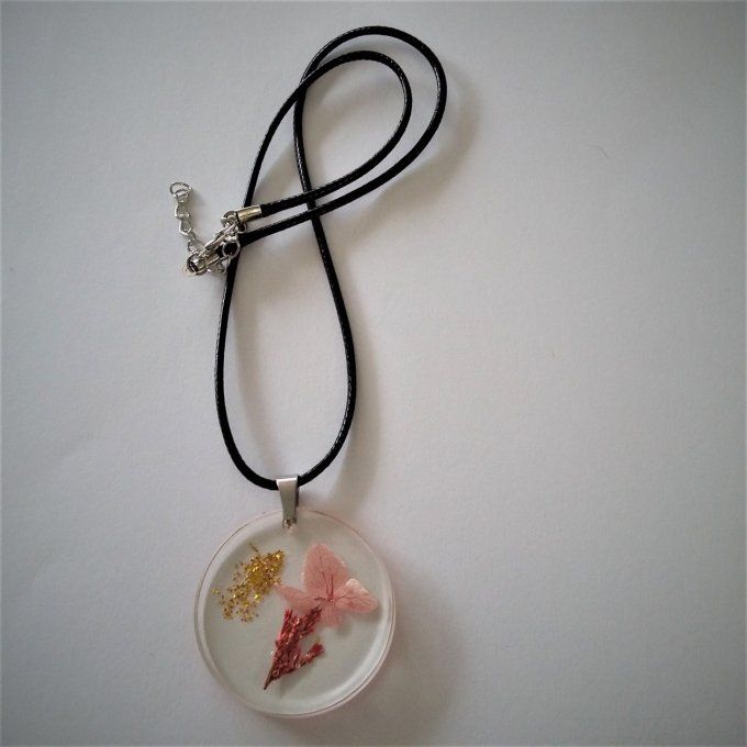 Pendentif fleur.