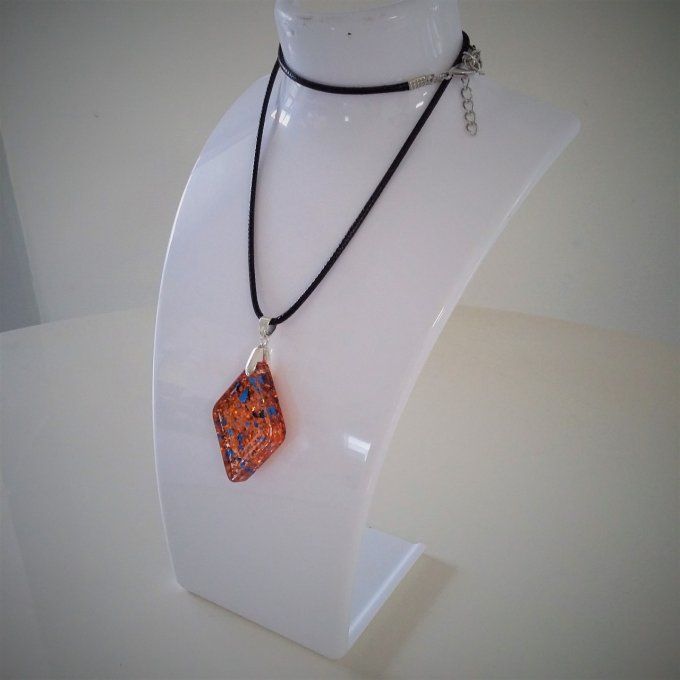 Pendentif éclat.